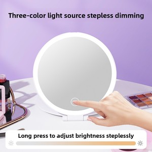 Espejo de Maquillaje Portátil Plegable con Marco Redondo de Plástico y Luz LED, Espejo de Vanidad de Sobremesa para Uso Doméstico y Regalo de Belleza - Product Image 2