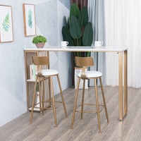 Ensemble de bar nordique en marbre avec structure en fer, pour usage commercial, salon, salon de thé, combinaison table haute et chaises