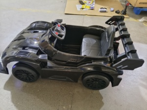 Auto Elettrica Giocattolo <span class=keywords><strong>per</strong></span> <span class=keywords><strong>Bambini</strong></span> Dipinta <span class=keywords><strong>di</strong></span> Blu, Best Seller in Cina, <span class=keywords><strong>per</strong></span> <span class=keywords><strong>Bambini</strong></span> da 1 a <span class=keywords><strong>6</strong></span> <span class=keywords><strong>Anni</strong></span>, Auto Elettrica a 4 Ruote Rossa - Product Image 4