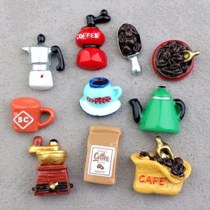 จี้เรซิ่นรูปการ์ตูน คาเฟ่ บ้านตุ๊กตา กาต้มกาแฟ สำหรับตกแต่งเคสมือถือ กิ๊บติดผม - Product Image 3