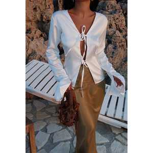 Blusa Formal Blanca para Mujer, Gredel, Larga, de Gasa y Popelina, con Cuello con Volantes, Bordado Floral, Tallas XL a 4XL, Apta para Oficina - Product Image 6