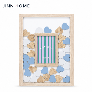 Cornice Portafoto in Legno JINN HOME, Decorazione a <span class=keywords><strong>Cuore</strong></span> Fluttuante, Cornice da Tavolo 4x6 Pollici, Portafoto per Arredamento Casa, Regalo per la Famiglia - Product Image 1