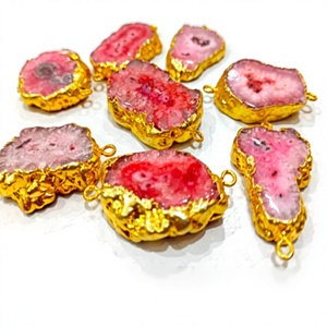 Connecteurs en quartz solaire rose, 2 pièces, breloques à double boucle électroplaquées en or - Product Image 1