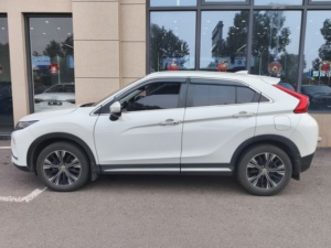 Auto Usate in Vendita in Cina: <span class=keywords><strong>Mitsubishi</strong></span> <span class=keywords><strong>Eclipse</strong></span> <span class=keywords><strong>Cross</strong></span> 1.5T CVT 2WD 2021 SUV - Product Image 4
