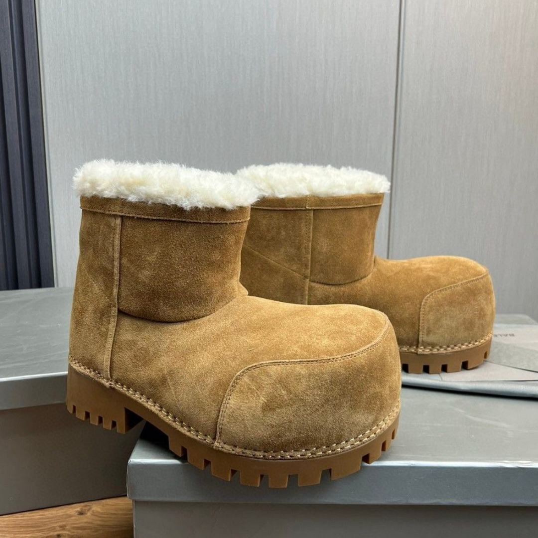 สีน้ำตาล