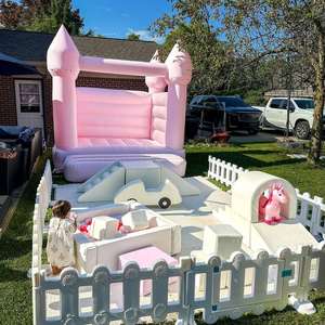 Aire de jeux intérieure commerciale LB-W, équipement de jeux souples, châteaux gonflables blancs, piscine à balles et toboggan pour fêtes d'enfants de 2 à 12 ans - Product Image 1