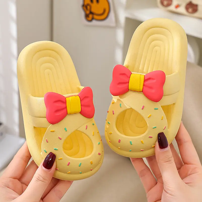 Hete Verkoop Nieuwste Ontwerp Meisjes Zomer Prinsessenschoenen 3-6 Jaar Oud Kinderen Anti Slip Baden Baby Cool Slippers