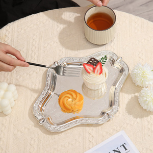 Bandeja de Frutas de Alta Gama, Estilo Moderno y Lujoso, Redonda, para Postres, Pasteles, Aperitivos, Pan, de Hierro Forjado, con Diseño Sólido, Minimalista, Europea - Product Image 4