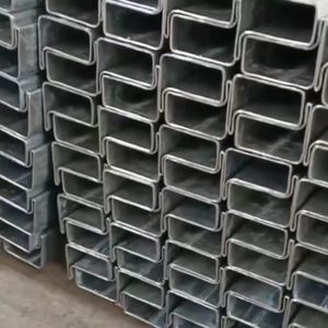 Correa de perfil <span class=keywords><strong>C</strong></span> de canal U de acero galvanizado en U a precio competitivo Servicio de corte de bobina de acero estructural Certificado AISI - Product Image 2