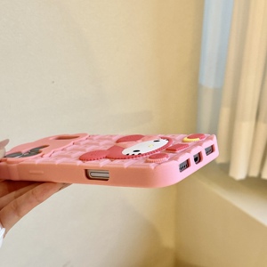 Cover per iPhone 17 Pro Max 16 15 Plus 14 13 12 in Silicone con Design <span class=keywords><strong>Hello</strong></span> <span class=keywords><strong>Kitty</strong></span> a Tema Cioccolato - Product Image 3