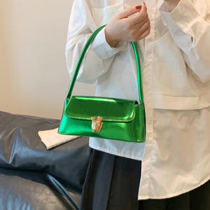 Bolso Tote Casual de Diseñador, Marcas Famosas, Bolso de Hombro Acolchado de PU para Mujer, con Cierre y Cadena, de Lujo - Product Image 2