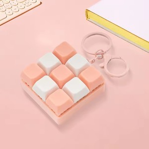 Jouet de décompression Fidget à 9 touches de clavier pour adultes, jouets anti-stress pour garçons et filles, jeux de clavier anti-stress pour doigts, porte-clés - Product Image 2
