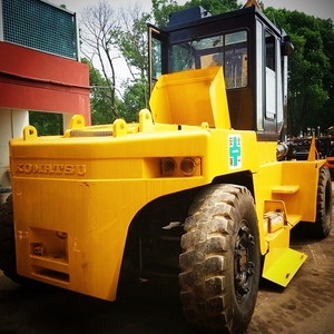 Carretilla elevadora usada Komatsu FD250 de calidad garantizada a la venta - Product Image 3