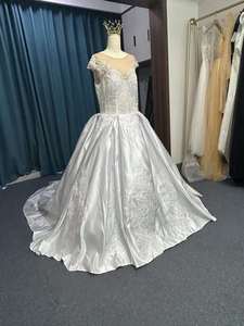 Precio de fábrica 2025 elegante vestido de novia bordado de lujo de un hombro tren de encaje de gama alta Simple vestido de baile de lentejuelas impreso - Product Image 6