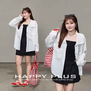 ชุดเสื้อเชิ้ตสีขาวกระโปรงสีดำสำหรับผู้หญิงไซส์ใหญ่ รุ่น Runqi ผ้าอ๊อกซ์ฟอร์ด สีพื้น มีกระเป๋าและป้าย - Product Image 3