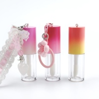 Tube de brillant à lèvres rond de 4 ml avec pinceau et pendentif mignon, couleur dégradée, emballage cosmétique – Vente chaude