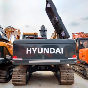 Crawler Excavator 22 Ton Hyundai 220LC-9S With Digging Bucket 0.8m3 Capacity Used <b>Model</b> 2023 - Product Image 4
