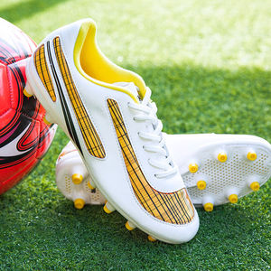 <span class=keywords><strong>Scarpe</strong></span> <span class=keywords><strong>da</strong></span> <span class=keywords><strong>calcio</strong></span> basse <span class=keywords><strong>scarpe</strong></span> <span class=keywords><strong>da</strong></span> <span class=keywords><strong>calcio</strong></span> <span class=keywords><strong>scarpe</strong></span> <span class=keywords><strong>da</strong></span> <span class=keywords><strong>calcio</strong></span> in <span class=keywords><strong>pelle</strong></span> sportiva <span class=keywords><strong>da</strong></span> ragazzo <span class=keywords><strong>da</strong></span> donna <span class=keywords><strong>da</strong></span> donna sportive - Product Image 4