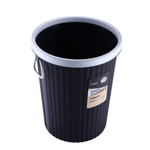 Cleporo Sundries Barrel 3300 3304 Poubelle cylindrique noire et blanche pour l'intérieur avec couvercle pour la maison, la cuisine, le bureau et le rangement - Product Image 2