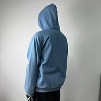 Veste de haute qualité avec broderie et doublure en treillis