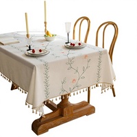 Nappe florale en coton et lin 140x200cm, anti-plis, avec pompons, lavable, pour salle à manger et maison