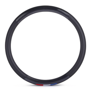 Funda para Volante de Fibra de Carbono Toyota, Negra, Ajuste Universal - Product Image 1
