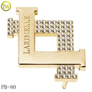 Fibbia per Cintura Personalizzata con Lettere Cave, Accessorio Placcato Oro per Donna, Fibbia in Metallo con Logo, Fibbia Scorrevole Regolabile, Produttori - Product Image 4