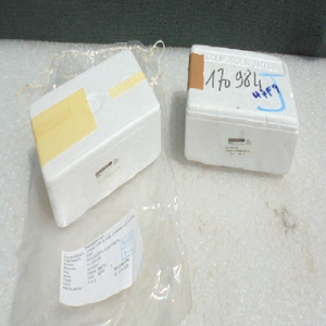 <span class=keywords><strong>Artus</strong></span> 10 Z 08 Rw4b / 10v 400hz (lot de 2 pièces) Neuf d'origine Spot Plc - Product Image 1