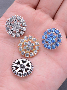 Tùy Chỉnh DIY Áo Sơ Mi Nút Kẽm Hợp Kim Kim Loại Xây Dựng Nhúng Thân Thiện Với Môi Thạch Máy Có Thể Giặt Vòng Thiết Kế - Product Image 6