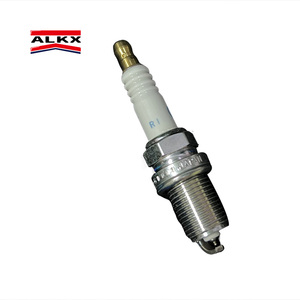 Vente chaude Platine Bougies D'allumage Nouvelle Condition Bujias <span class=keywords><strong>Voiture</strong></span> Bougies Bougies pour Benz S-CLASS Modèle A0041591403 - Product Image 1