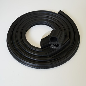 شريط مطاطي مخصص على شكل حرف U من ماركة ZXQ مصنوع من EPDM مع شريط فولاذي، شريط عازل مقاوم للماء والغبار لنوافذ وأبواب السيارات، عازل للصوت - Product Image 5