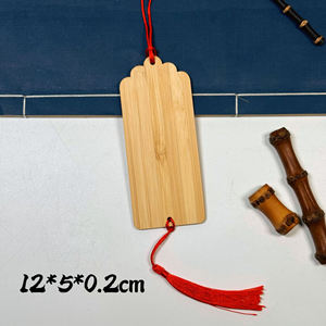 Etiquetas Colgantes de Madera sin Acabado con Borlas Rojas, Marcadores de Madera de Bambú en Blanco de Diferentes Formas para Manualidades y Regalos DIY - Product Image 4