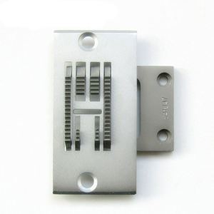 Plaque à aiguille 541936 et chien d'alimentation 541647 pour Machine à zigzag Singer 20U, PFAFF 114,Zoje ZJ20U53, CN2053R-1 Consew, Feiyue <span class=keywords><strong>Yamata</strong></span> FY20U - Product Image 3