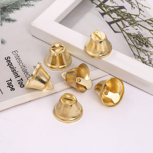 Bocina de 10-45mm para decoración navideña, campanas de <span class=keywords><strong>viento</strong></span> creativas con apertura de Color dorado, joyería para niños, juguetes para niños - Product Image 6