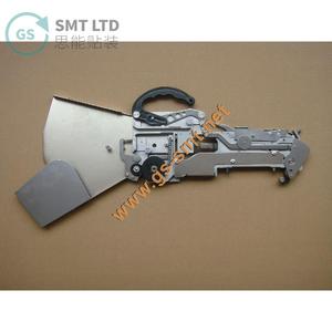Alimentador de cinta KW1-M1100-02X CLY84-7 CL 8X4mm compatible con máquinas Yamaha serie YV YG - Product Image 1