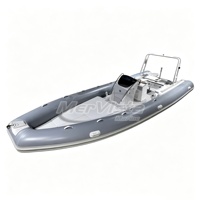 Nouveau RIB860 de 8,6 m, bateau pneumatique de luxe en fibre de verre, coque en V profond avec grand pont solaire pour la location de bateaux de plaisance en mer