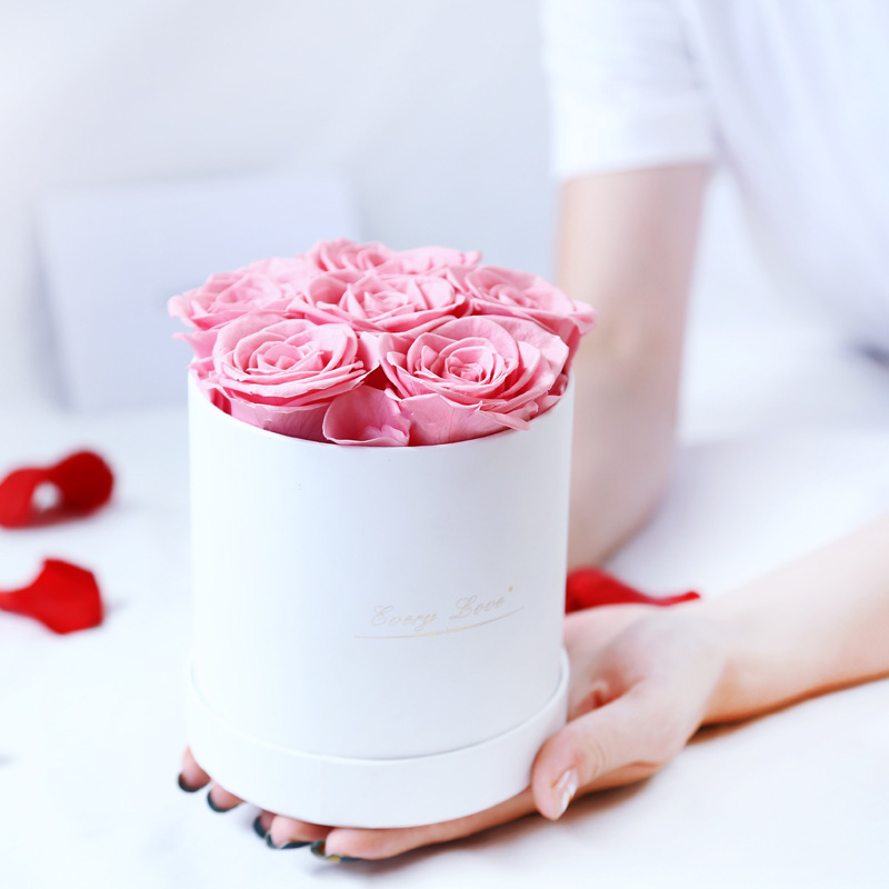 Rose rose + boîte blanche