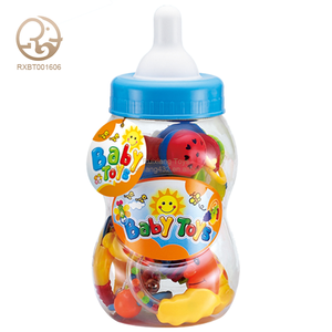 Mejor Venta de botellas de leche de plástico de embalaje personalizado bebé sonajero conjunto con campanas de mano sonajeros recién nacido dentición juguete Ideas de regalo - Product Image 1