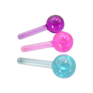 Produits les plus vendus en <span class=keywords><strong>2020</strong></span> Autre outil <span class=keywords><strong>de</strong></span> massage Masseur facial Globes <span class=keywords><strong>de</strong></span> glace Utilisation chaude et froide Rouleau <span class=keywords><strong>de</strong></span> glace pour les soins <span class=keywords><strong>de</strong></span> la peau - Product Image 3