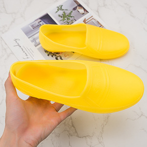 Surchaussures de pluie réutilisables imperméables antidérapantes en PVC pour bottes et chaussures de course en plein air - Product Image 5