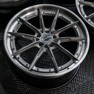 Jantes forgées 2 pièces et 3 pièces de 18, 19, 20, 21, 22, 24 et 26 pouces pour <span class=keywords><strong>Ferrari</strong></span> <span class=keywords><strong>Purosangue</strong></span>, F8, SF90, Roma, 812, 296, F40, F12, 488, F360 GTS MR-111 - Product Image 2