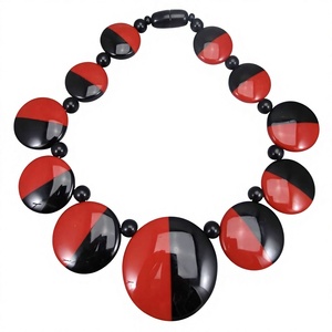Artisan Jewelry Suppliers Whimsical Bead Designs Handmade Resin Crafts Trendy Romantic Women's Anniversary Fashion Pendant - Product Image 1