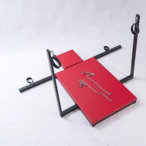 Lit BDSM pliable en bois premium avec combo de menottes et machine à godemiché silencieuse pour jeu érotique adulte, outil de punition - Product Image 3
