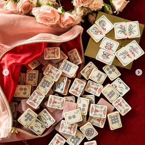 Juego de Mahjong Americano Rosa Madreperla, Diseño Vintage, 160 Fichas, Patas Plegables de Acrílico Personalizadas, Estilo Cultural para 4 Jugadores, Familiar - Product Image 5