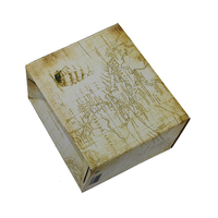Boîte d'emballage en carton ondulé de luxe personnalisée avec logo, idéale pour cadeaux et expéditions, avec motif carte du monde en relief – Offre Spéciale
