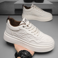 Chaussures de course épaisses blanches toutes saisons pour hommes, respirantes, avec semelle intermédiaire en EVA et semelle extérieure en caoutchouc, fermeture à lacets, très tendance