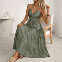 Robe pour femmes en gros, robe élégante d'été à col halter et robes décontractées, robe longue pour la plage