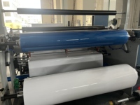 Film électriquement conduit et machine de stratification de papier pour le revêtement en bois de matériel d'emballage