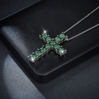 Collier pendentif en moissanite, croix en moissanite taille princesse verte, en argent 925, bijoux en argent S925