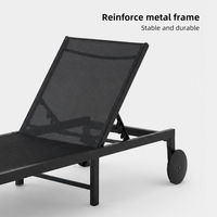 Chaise longue HOMFUL avec structure métallique renforcée, tissu en maille respirante, design inclinable réglable